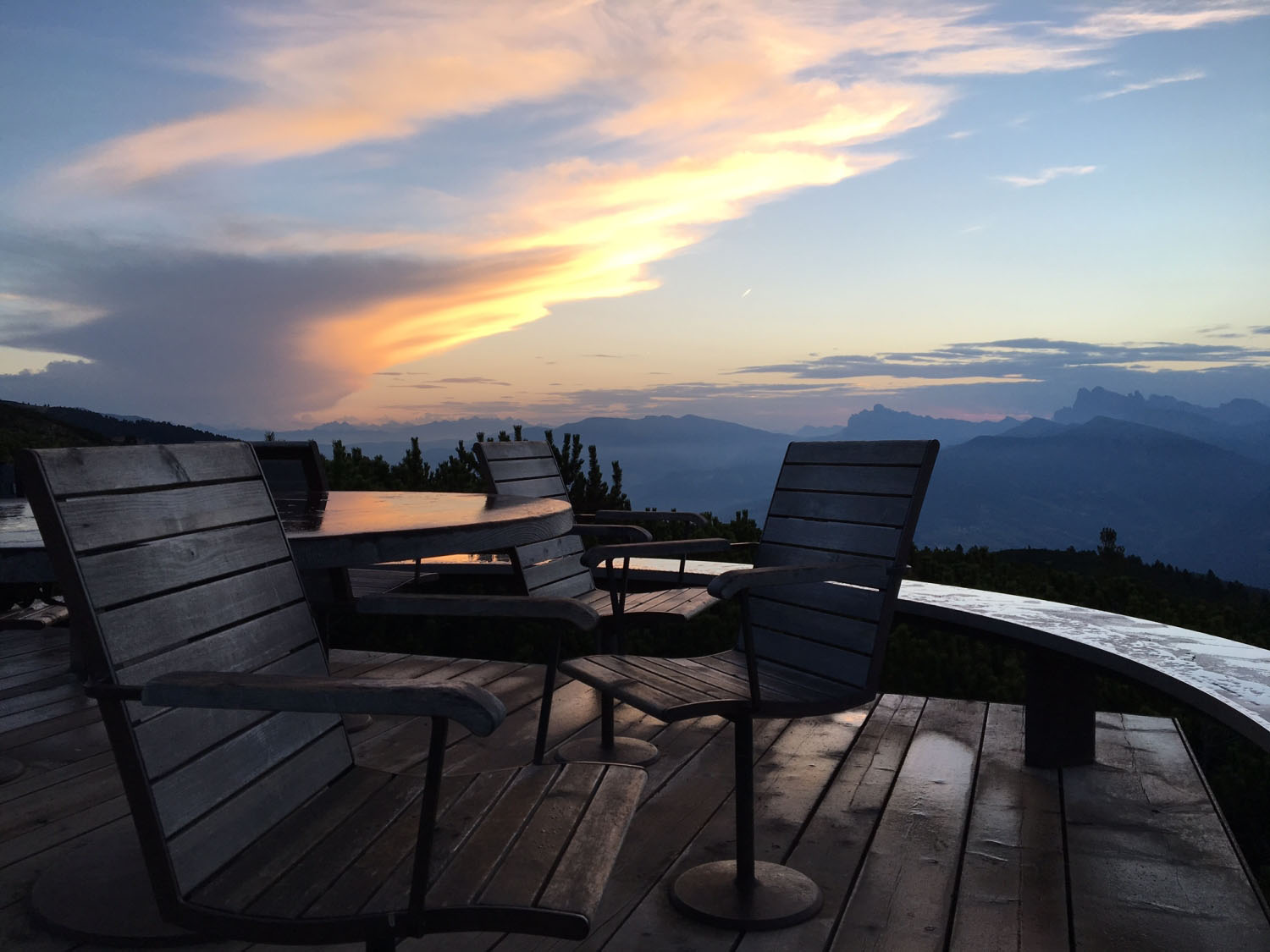 Sonnenaufgang am Rittner Horn Ritten, das Sonnenplateau